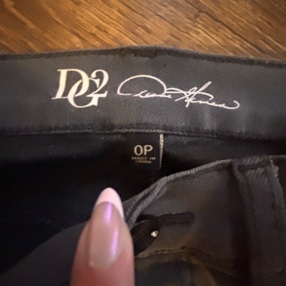 DG2 by Diane Gilman Charcoal Skinny Jeans - Picture 3 of 4